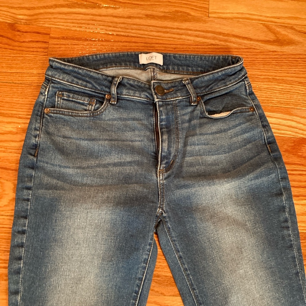 LOFT Outlet Curvy Bootcut Women's Classic Blue Jeans size 2